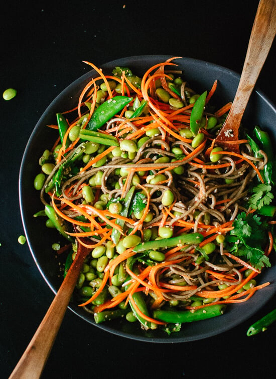 Sugar snap pea and carrot soba noodles - cookieandkate.com