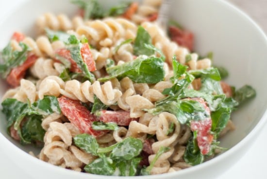 Arugula, red pepper and goat cheese pasta salad
