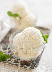 fresh mint ice cream close-up