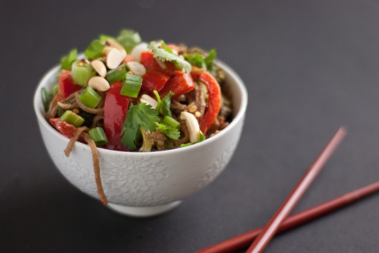 peanut soba noodles recipe with broccoli and red peppers