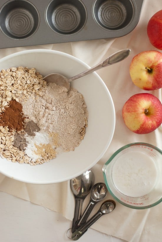 oatmeal apple muffin ingredients