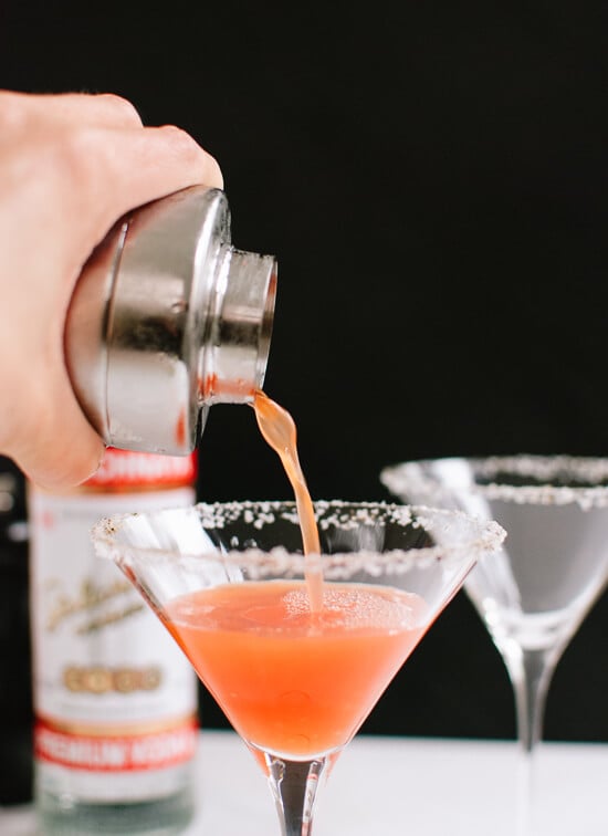 How to make a red pepper martini
