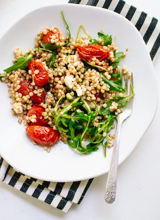 Simple sorghum salad with roasted cherry tomatoes, arugula and feta (gluten free) - cookieandkate.com