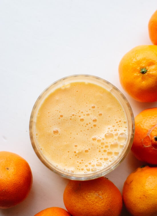 Simple and delightful clementine smoothie recipe - cookieandkate.com