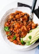The best vegetarian chili - so easy to make with basic ingredients! cookieandkate.com