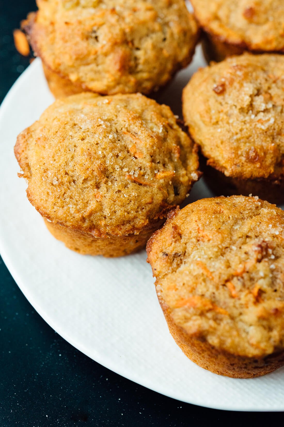 These fluffy whole wheat carrot muffins taste like carrot cake! #healthy