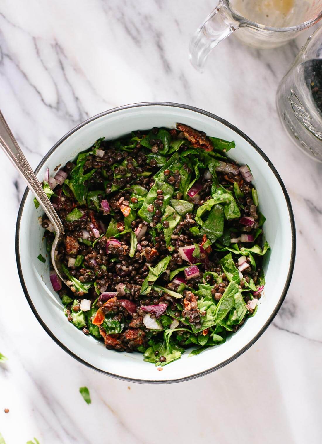This Greek lentil salad packs great for tomorrow's lunch! cookieandkate.com