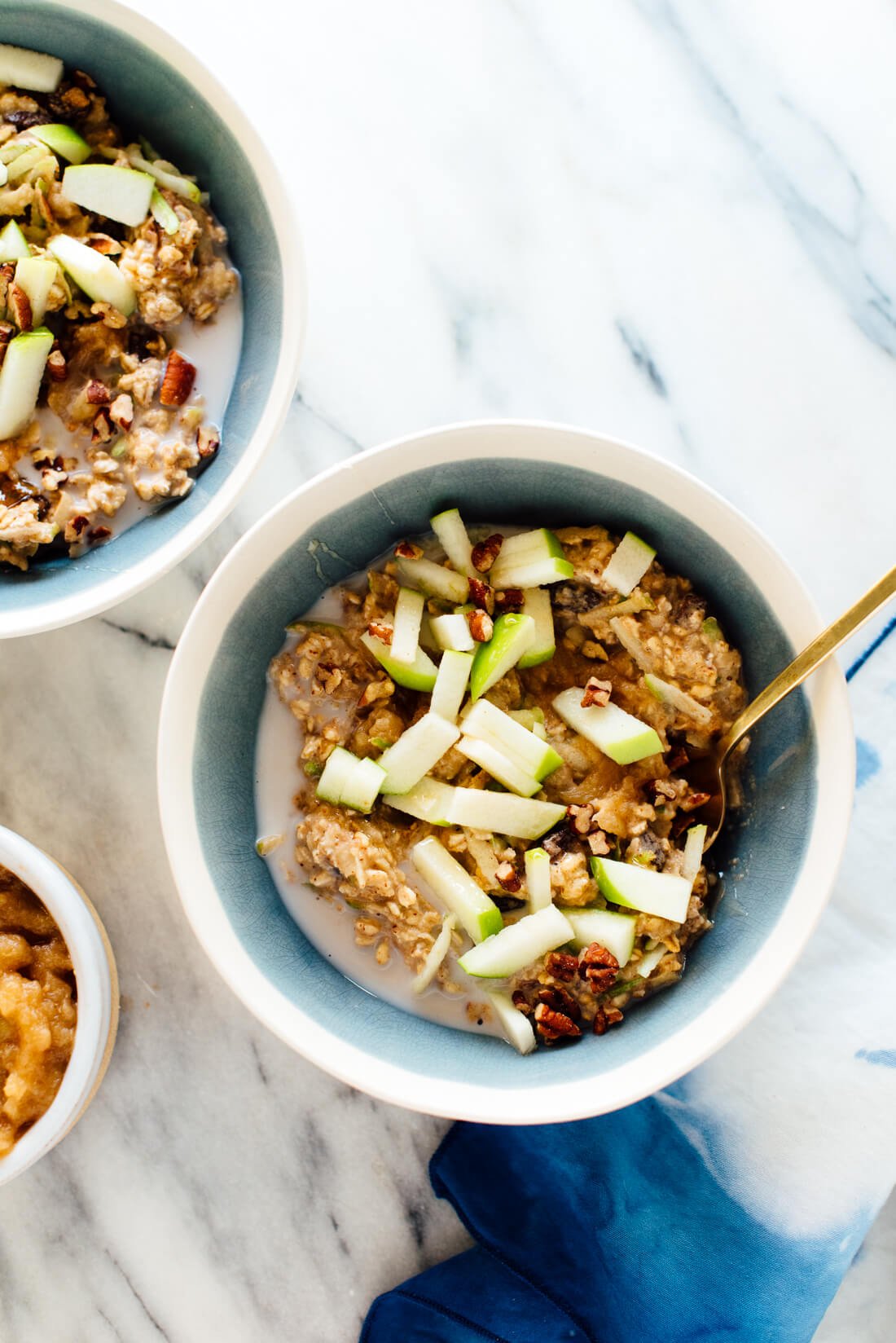 The best bircher muesli recipe! This healthy make-ahead breakfast will keep you fueled through the holidays.