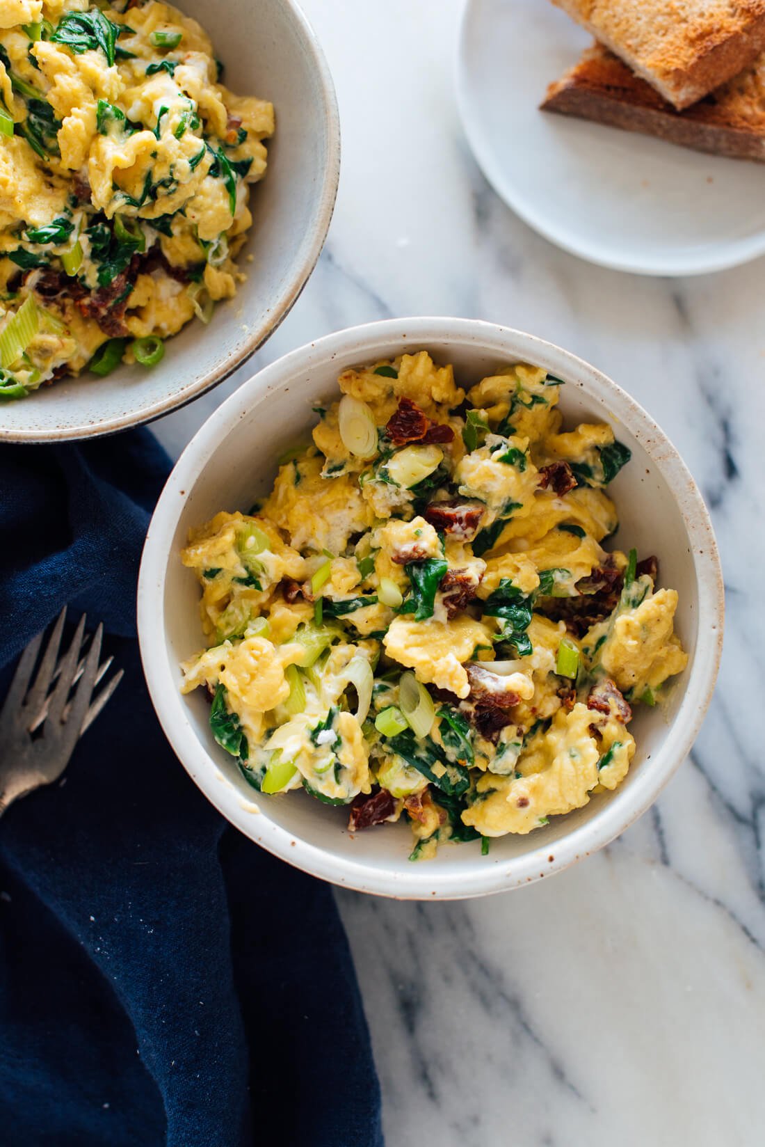 goat cheese scrambled egg recipe with spinach sun-dried tomatoes