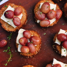 Roasted Grape Crostini with Brie and Fresh Thyme Image