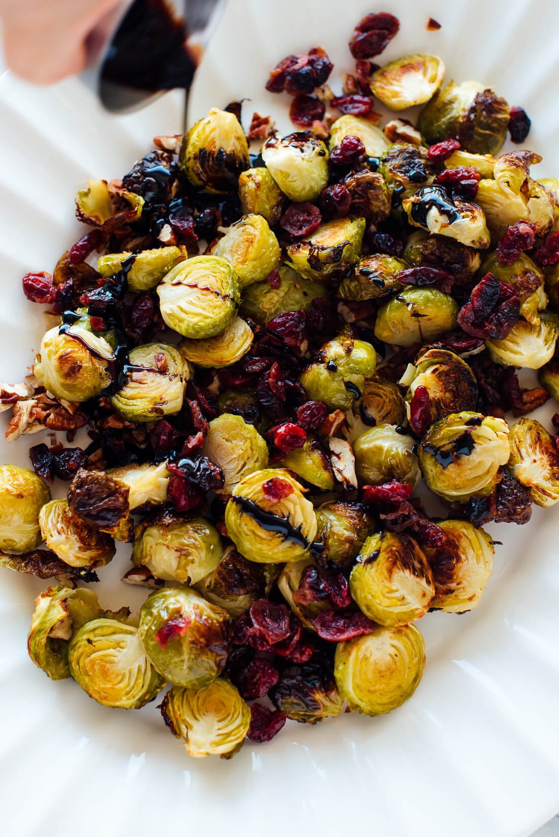 roasted brussels sprouts with balsamic vinegar drizzle