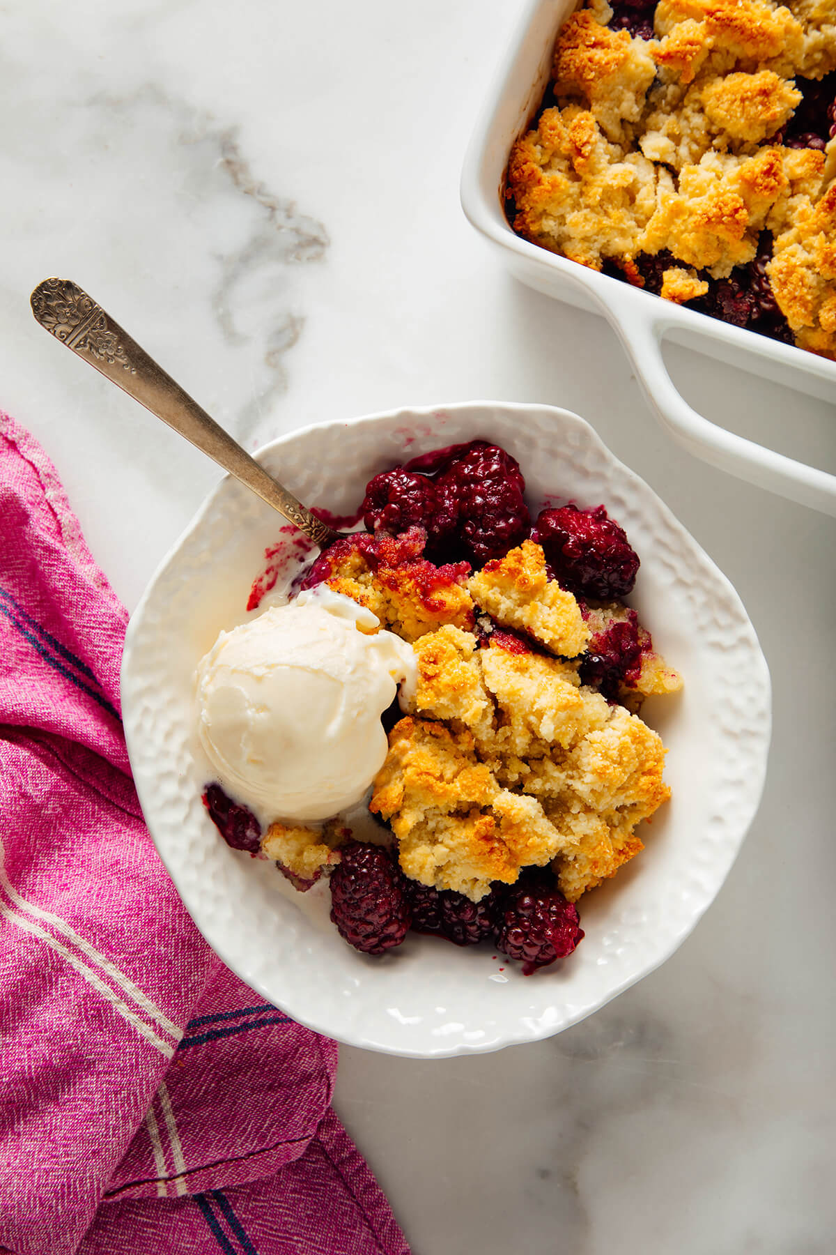blackberry cobbler in bowls
